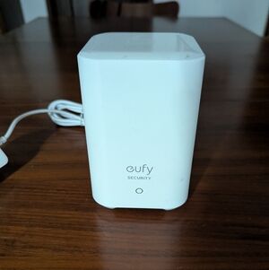 Eufy Security HomeBase 2 T8010X White Wi-Fi Security Camera Pre Owned